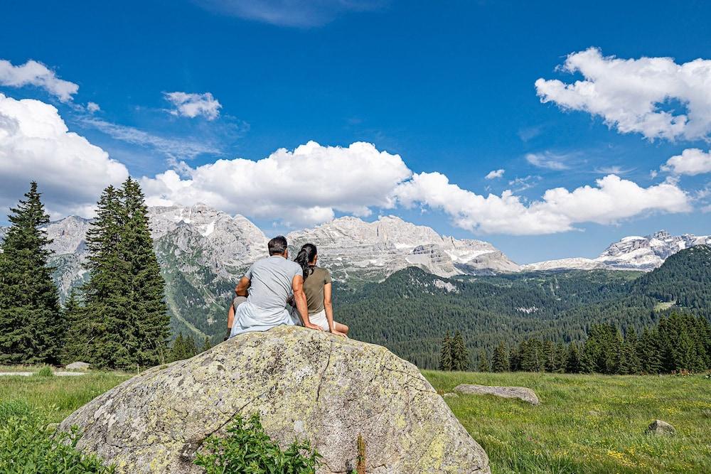 Majestic Hotel Madonna di Campiglio Ngoại thất bức ảnh
