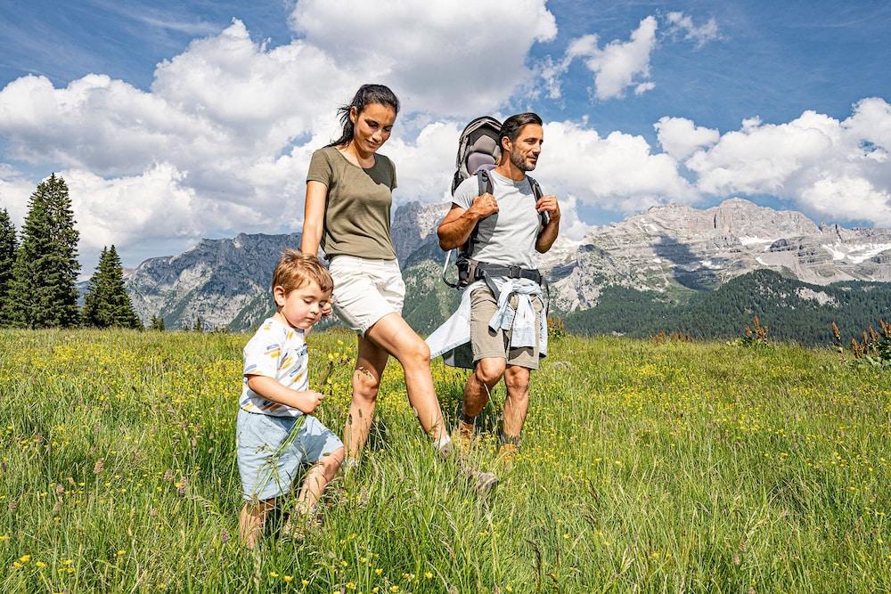 Majestic Hotel Madonna di Campiglio Ngoại thất bức ảnh